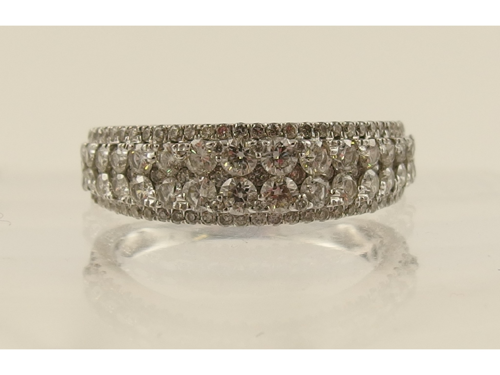 Appraisal: An ct gold diamond ringset with approximately ct of brilliant