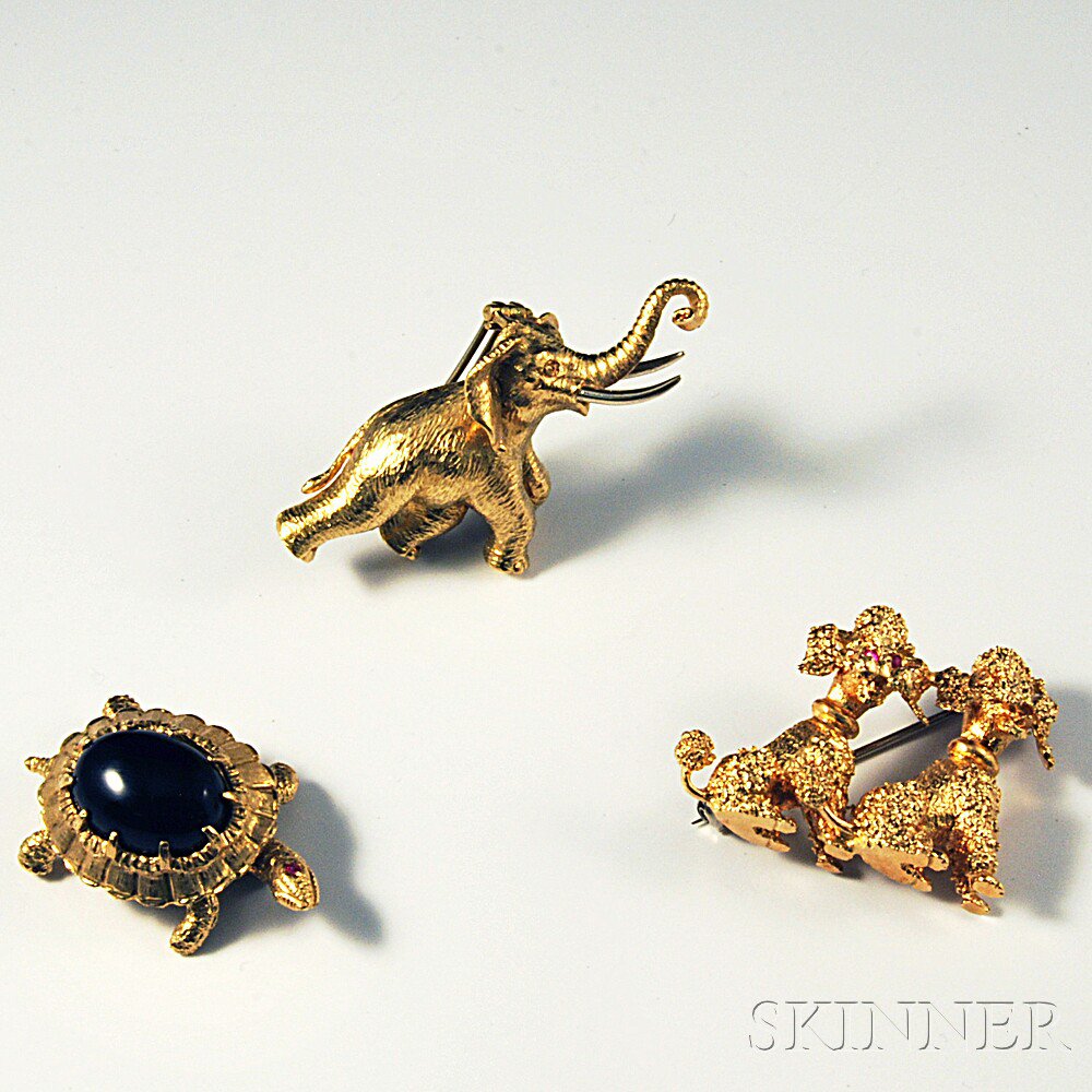 Appraisal: Three kt Gold Animal Pins two gem-set a turtle the