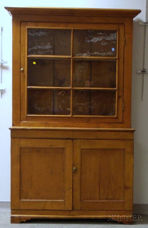 Appraisal: Country Glazed Pine Three-Door Step-back Cupboard the upper cabinet with