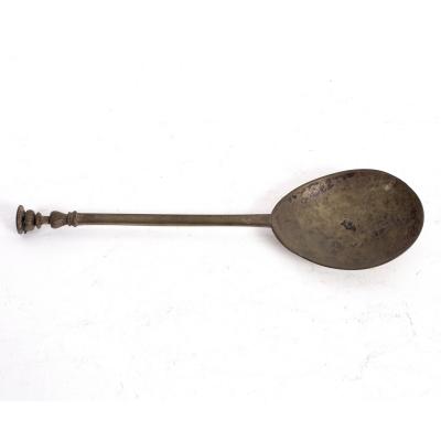 Appraisal: A th Century silver seal-top spoon probably West Country circa