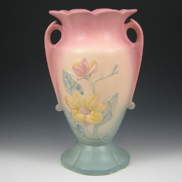 Appraisal: Hull Magnolia Matte - Vase Magnolia Matte vase in pink