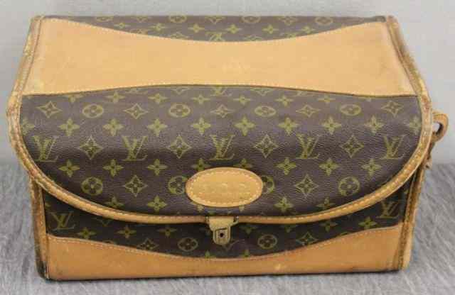 Appraisal: Louis Vuitton Vintage Vanity Case With a monogrammed plaque From