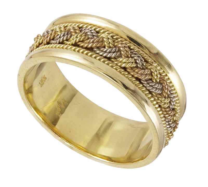 Appraisal: K WEDDING BAND K yellow gold wedding band in a