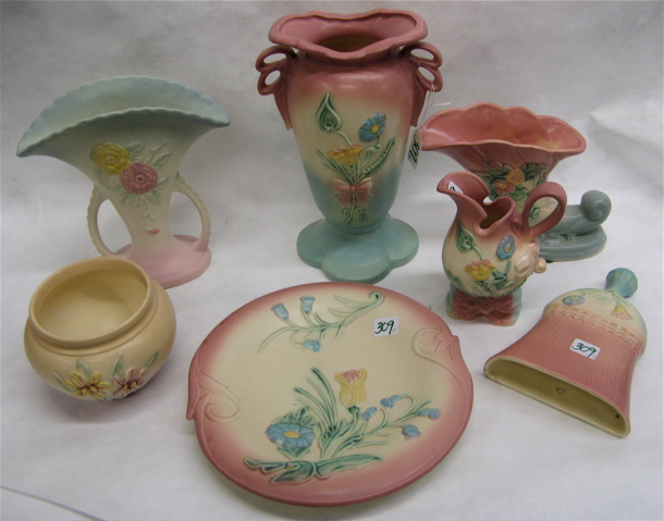 Appraisal: SEVEN AMERICAN HULL ART POTTERY PIECES in a variety of