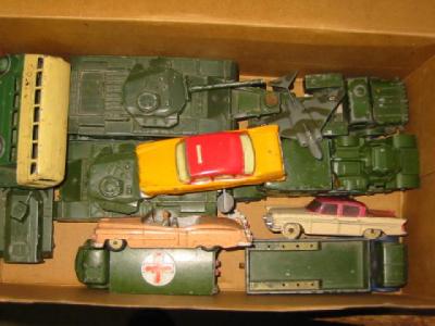 Appraisal: Eight Dinky Army vehicles five others and two road signs