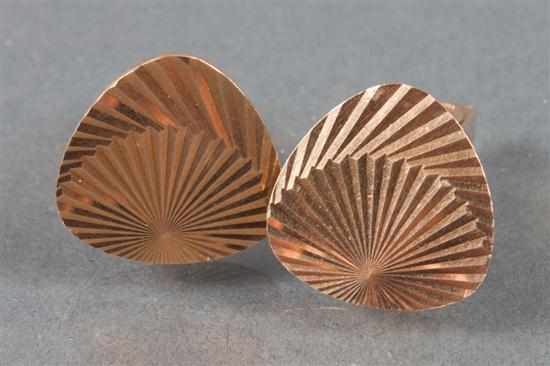 Appraisal: Pair of k yellow gold gentleman's cufflinks grams Estimate -