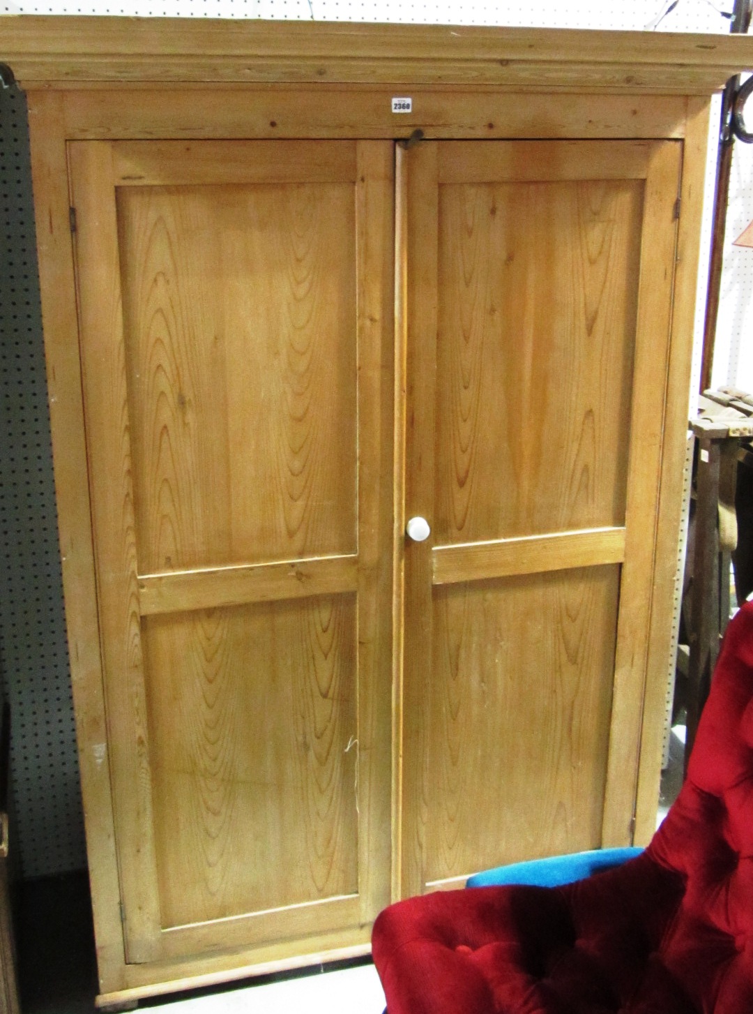 Appraisal: A pine two door wardrobe