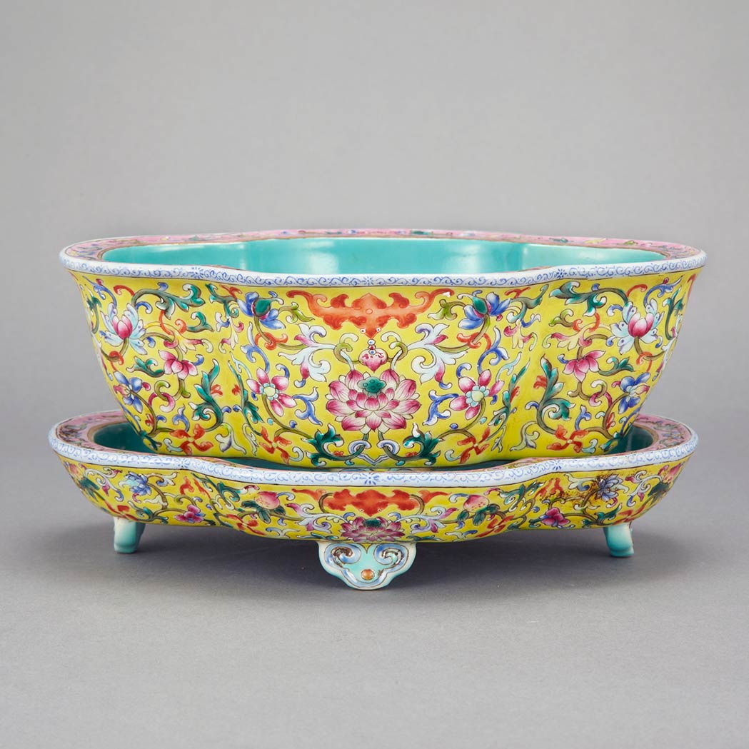 Appraisal: Chinese Famille Rose Glazed Porcelain Jardiniere and Tray th Century