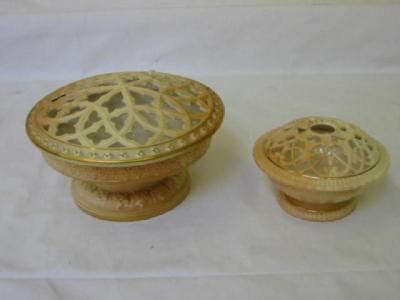 Appraisal: A ROYAL WORCESTER BLUSH PORCELAIN POT POURRI BOWL with pierced