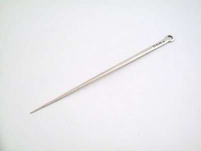 Appraisal: A George III silver poultry skewer by Charles Rawlings London