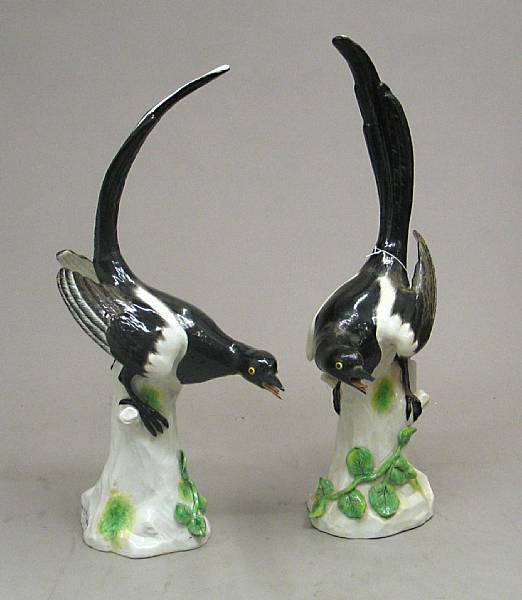 Appraisal: A pair of Samson of Paris porcelain models of magpies