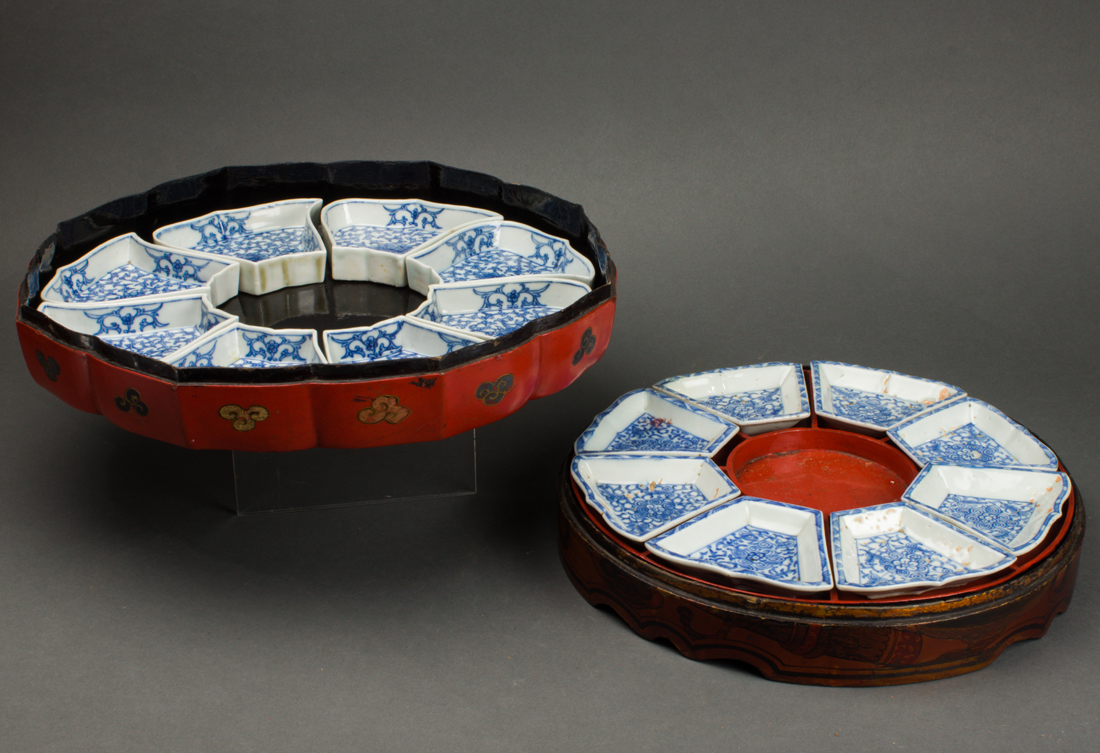 Appraisal: SET OF CHINESE BLUE AND WHITE SWEET MEAT TRAYS set