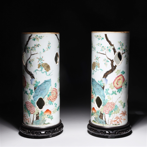 Appraisal: Pair of Tongzhi Period enameled porcelain hat stands each with