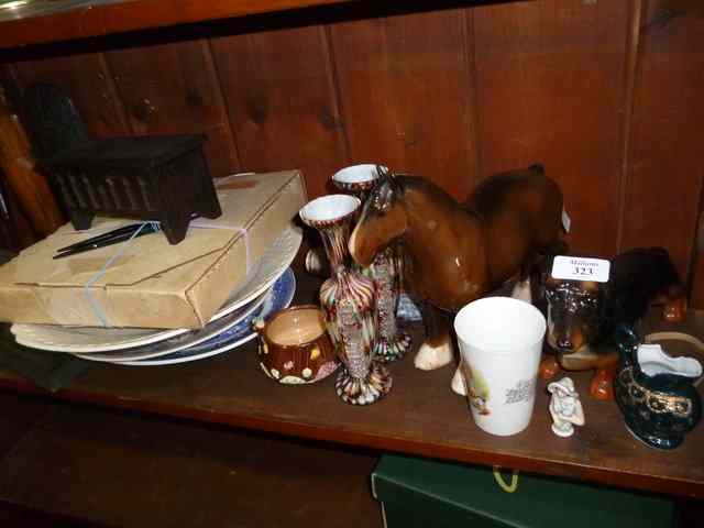 Appraisal: A QUANTITY OF MISCELLANEOUS CERAMICS to include a Beswick Dachshund