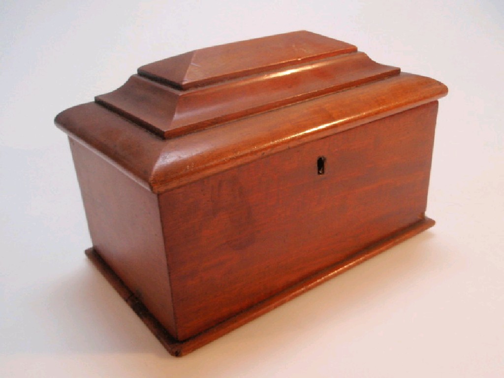 Appraisal: A Victorian mahogany two-section tea caddy cm wide