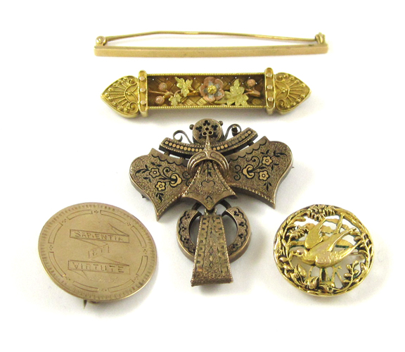 Appraisal: COLLECTION OF FIVE FOURTEEN KARAT GOLD PINS including a -