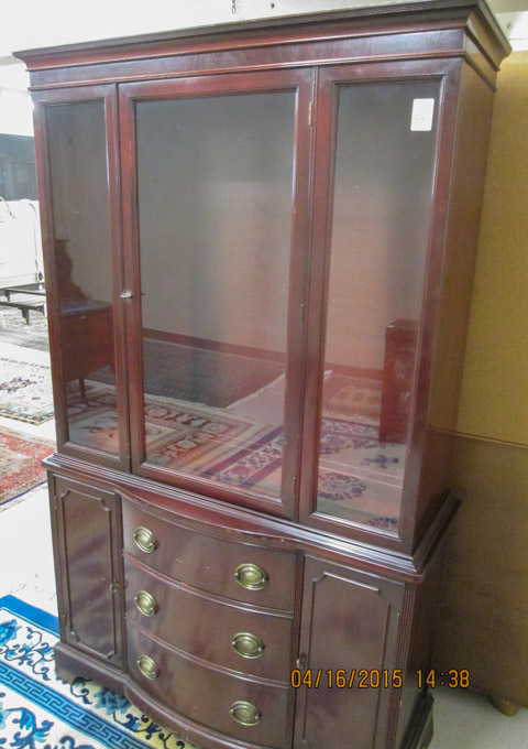 Appraisal: FEDERAL STYLE MAHOGANY CHINA CABINET ON BUFFET American mid- th