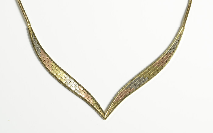 Appraisal: MULTI-COLOR FOURTEEN KARAT GOLD NECKLACE yellow white and rose gold