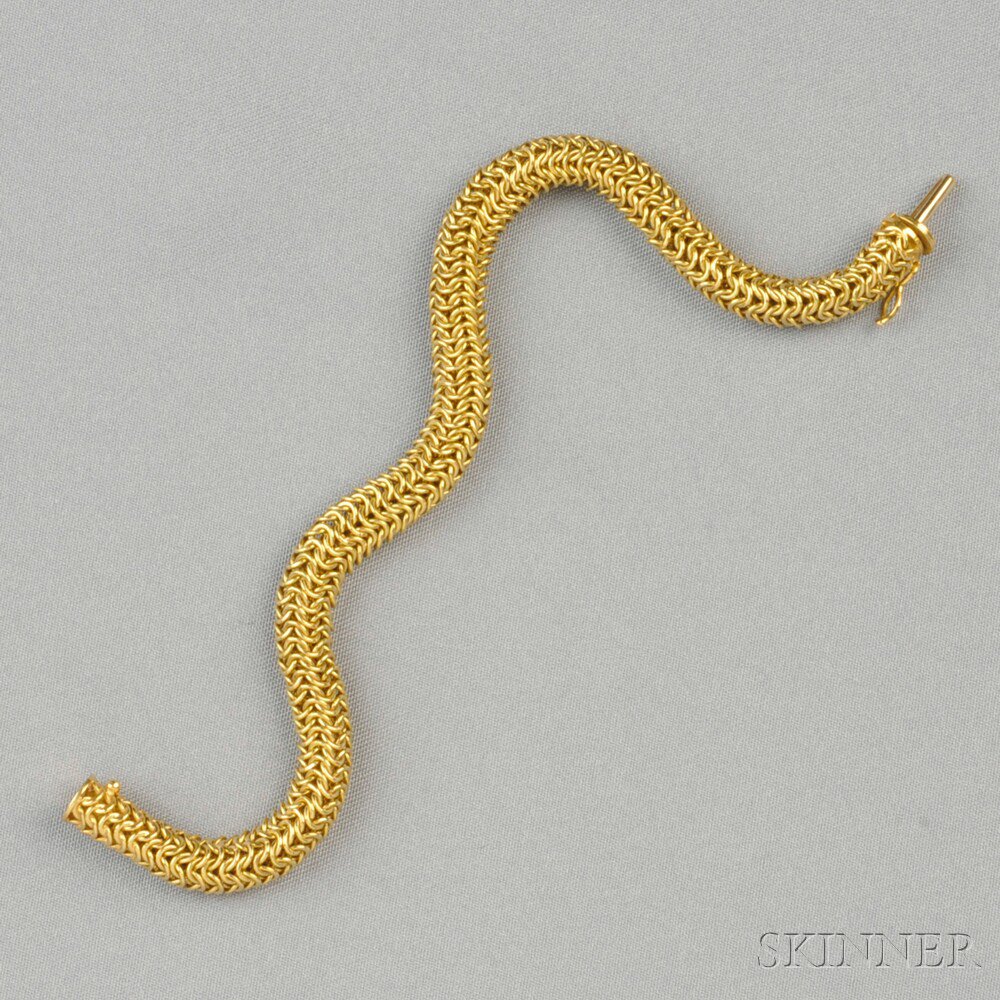 Appraisal: kt Gold Bracelet composed of woven mesh links dwt lg