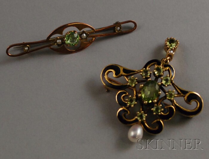 Appraisal: Two Gold and Peridot Jewelry Items a kt gold peridot