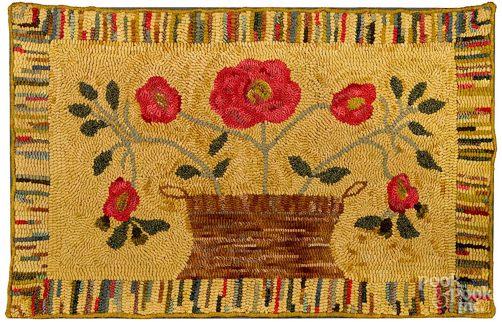 Appraisal: American hooked rug American hooked rug early th c with