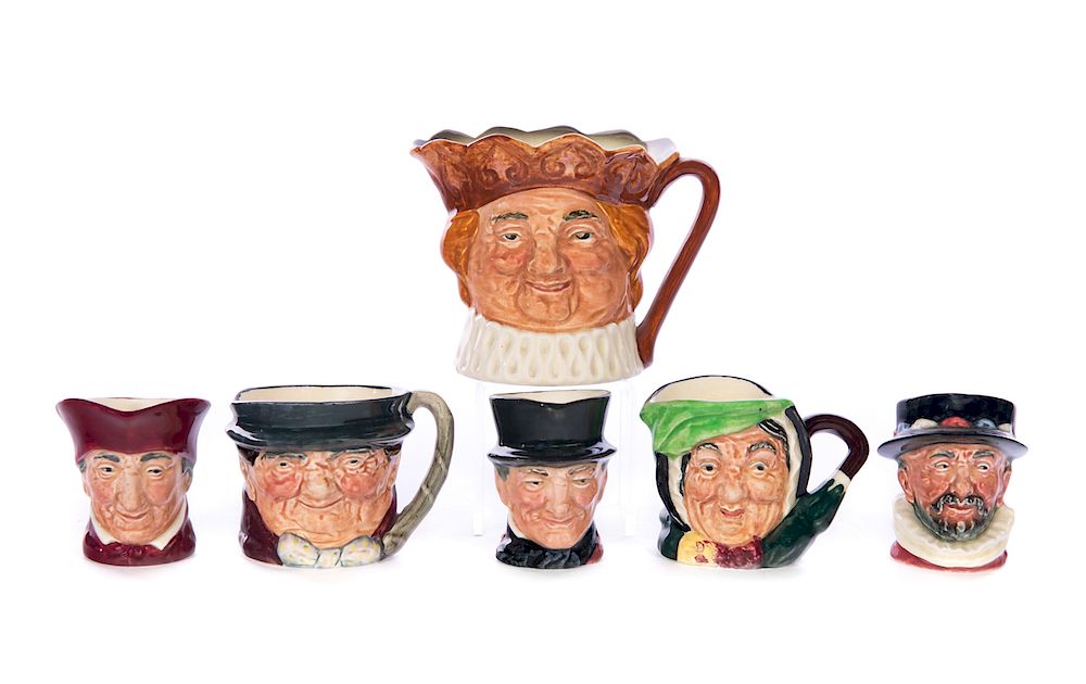 Appraisal: Pieces of Royal Doulton Excellent condition with no damage or