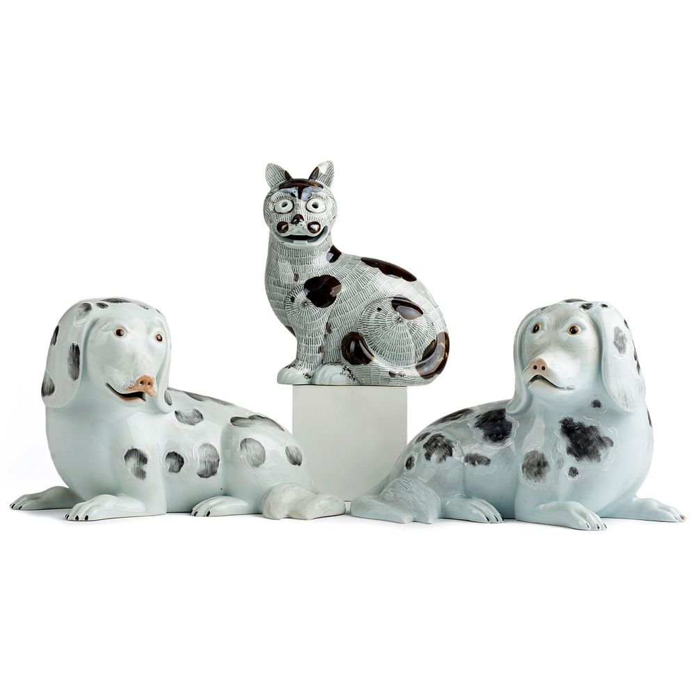 Appraisal: Mottahedeh Rockefeller Porcelain Dogs Cat Lamp Mottahedeh Company New York