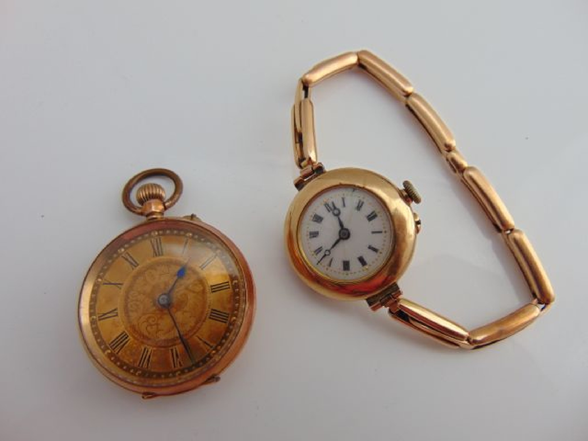 Appraisal: A ct gold open-faced pocket watch the gilt dial centred