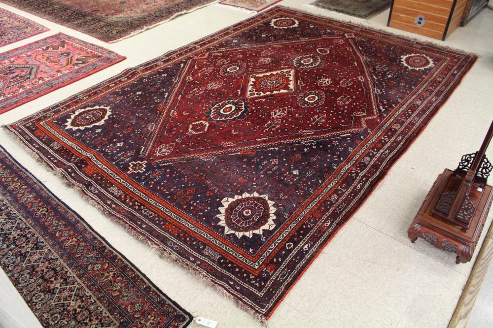 Appraisal: PERSIAN SHIRAZ CARPET Fars Province south central Iran Qashqa'i pattern