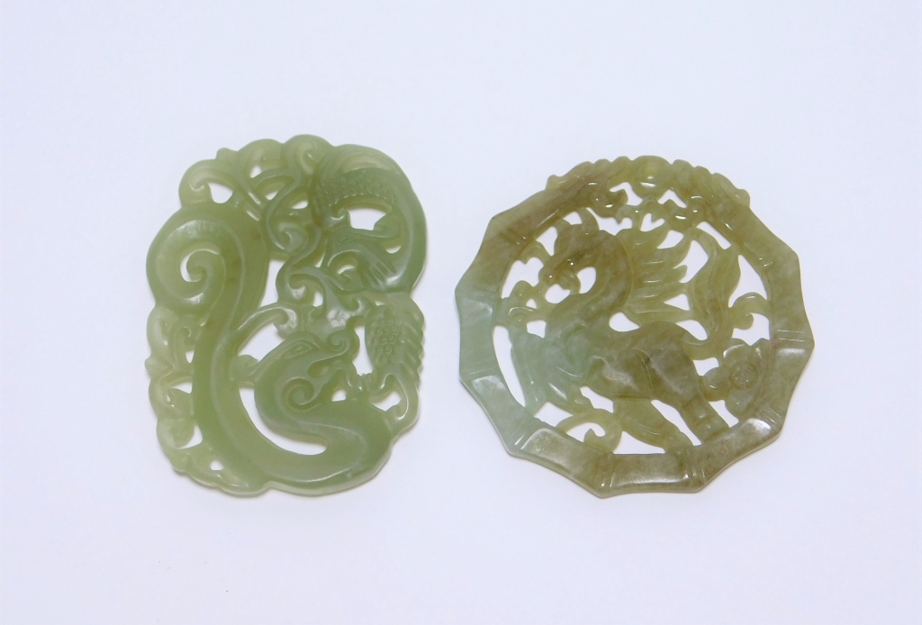 Appraisal: PC CHINESE QING DYNASTY CARVED JADEITE MEDALLIONS China Qing DynastyIncludes