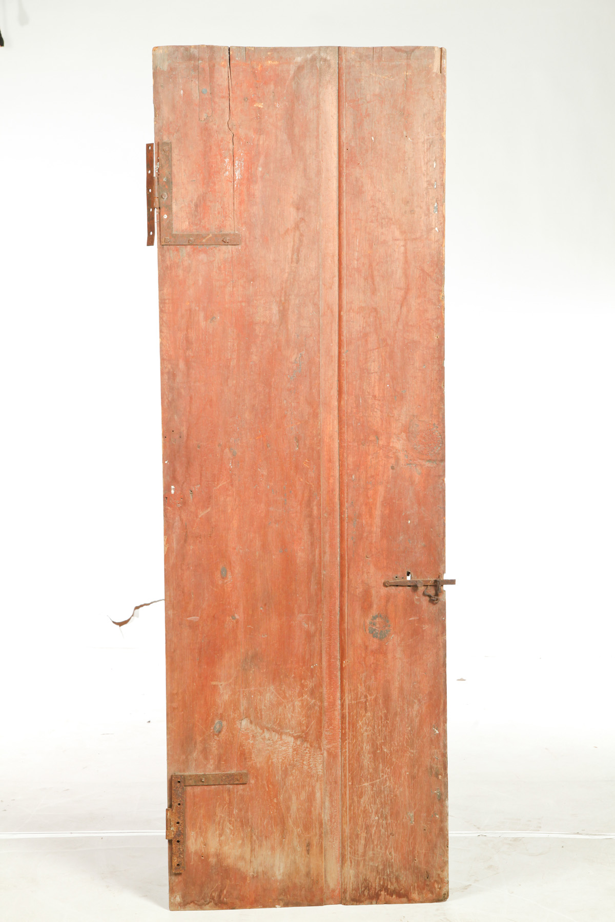 Appraisal: EARLY NEW ENGLAND DOOR Eighteenth century oak Board and batten