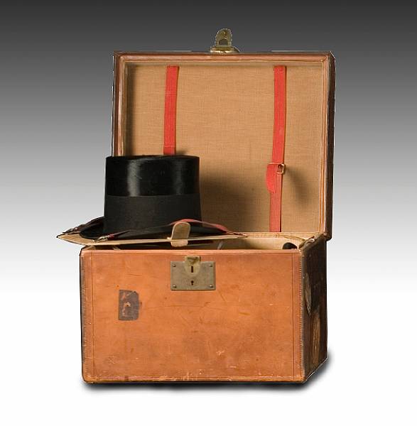 Appraisal: A Goyard leather hat case early th century The hinged