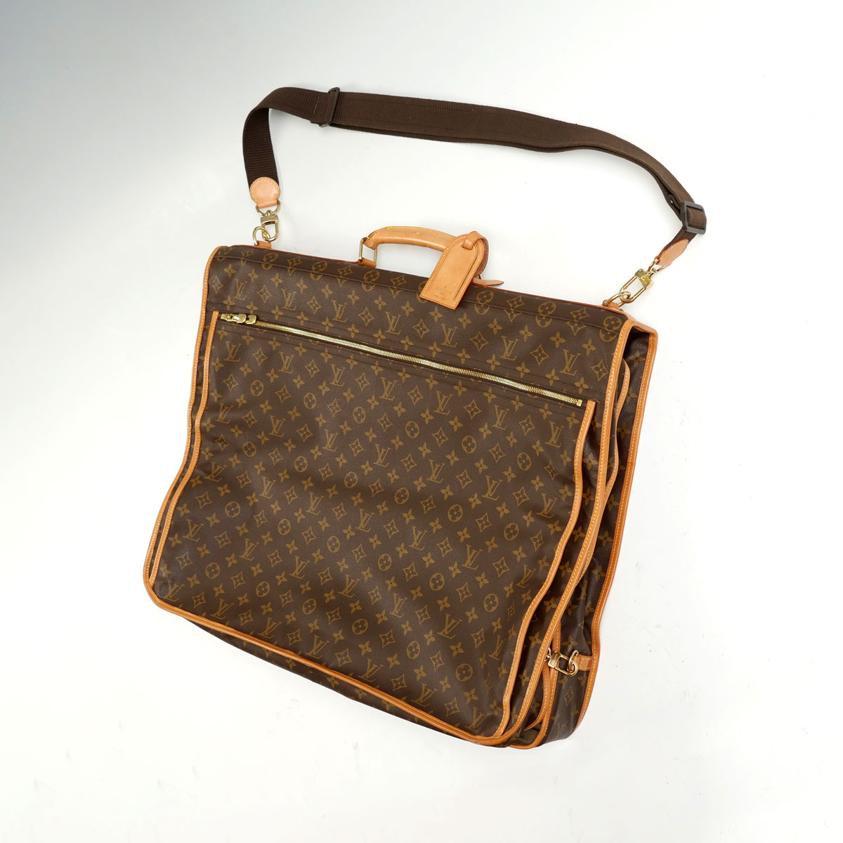 Appraisal: LOUIS VUITTON MONOGRAM GARMENT CARRIER Vintage Louis Vuitton coated canvas