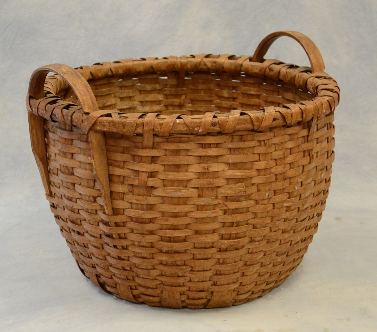 Appraisal: Oak splint double handled field basket c dia x -