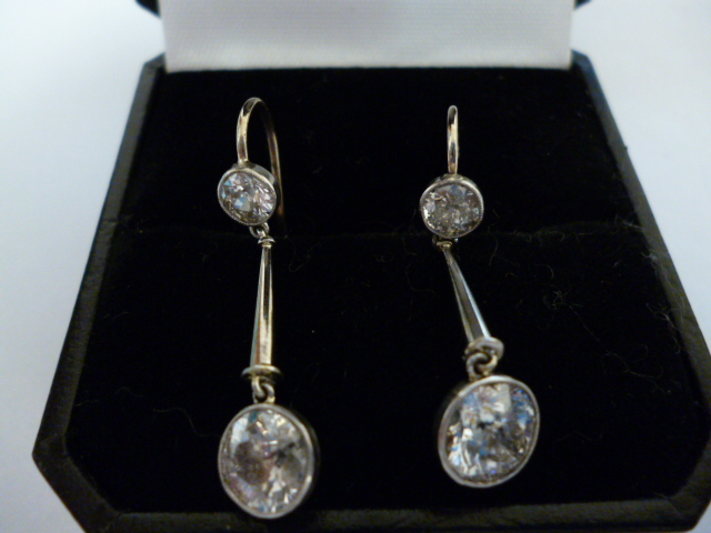 Appraisal: A PAIR OF DIAMOND DROP EARRINGS the brilliant cut stone