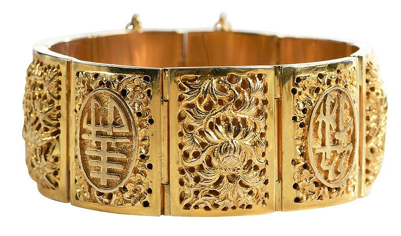 Appraisal: kt Bracelet Asian characters and flower design stamped and tested