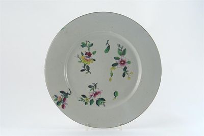 Appraisal: A Doccia plate painted with scattered floral sprays in the