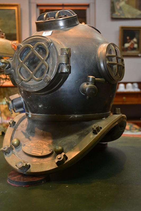 Appraisal: LARGE U S NAVY DEEP SEA DIVING HELMET