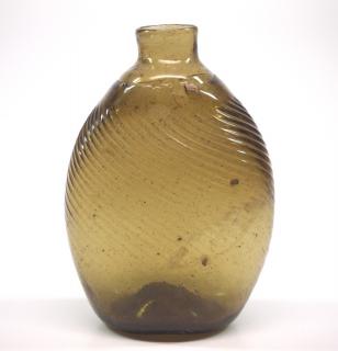 Appraisal: Pattern An early th century pattern-molded glass Pitkin-type flask Light