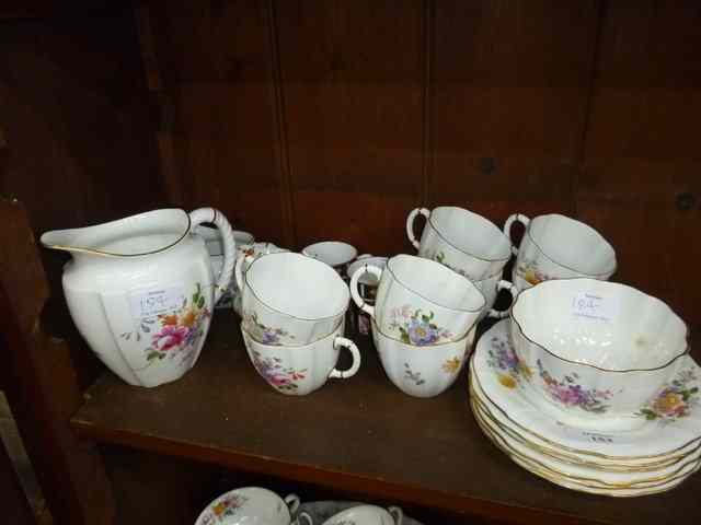 Appraisal: A QUANTITY OF ROYAL CROWN DERBY Derby posies pattern china