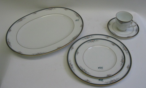 Appraisal: A PIECE NORITAKE FINE CHINA SET in the Landon pattern