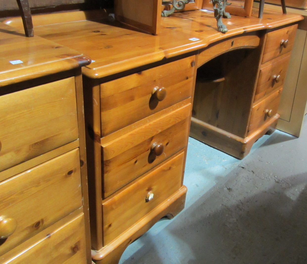 Appraisal: A th century pine dressing table with triptych mirror