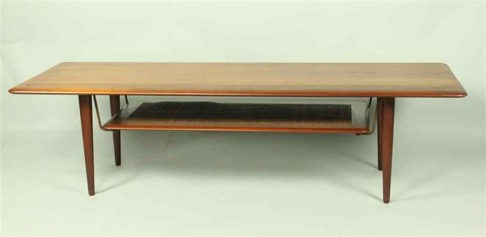 Appraisal: JOHN STUART MID-CENTURY DANISH MODERN COFFEE TABLE having a rectangular