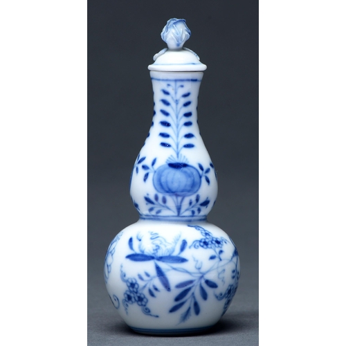 Appraisal: A Meissen blue and white scent bottle and stopper th