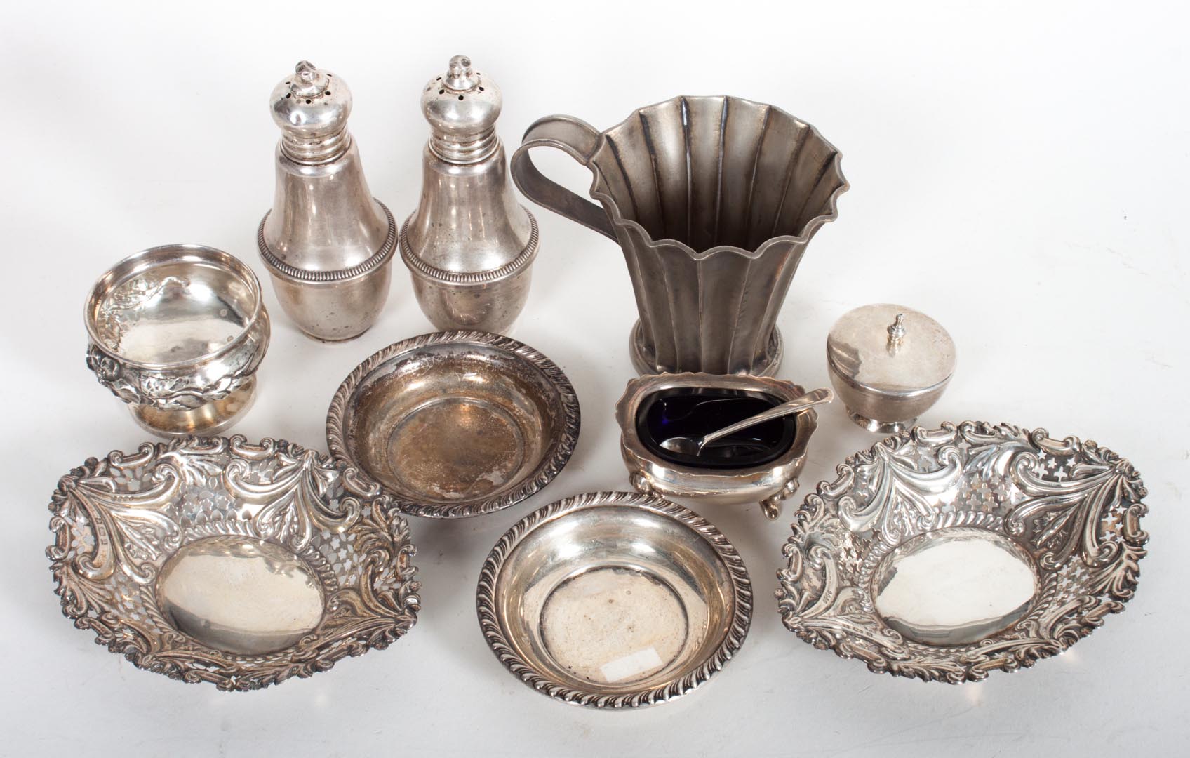 Appraisal: Eleven American continental sterling items Including Gorham saccharin dish two