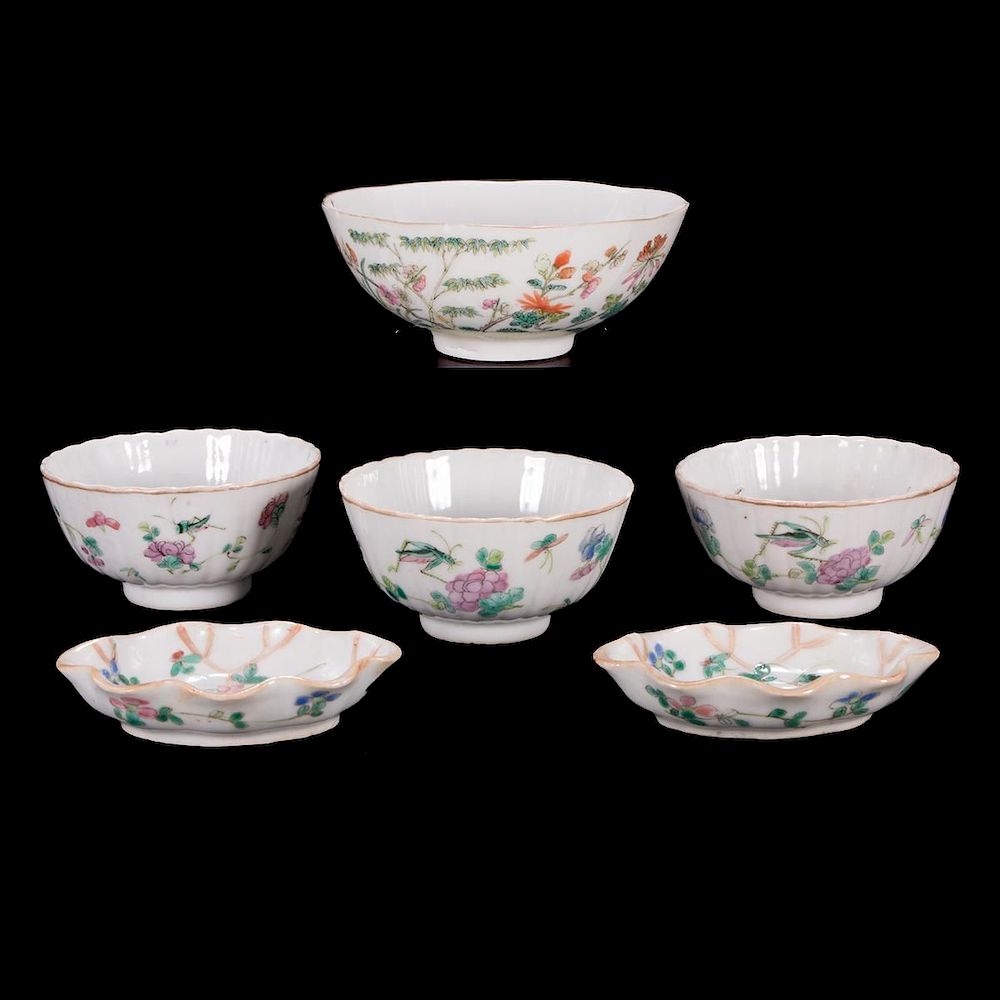 Appraisal: Six th century Chinese porcelain bowls Four thcentury Chinese porcelain