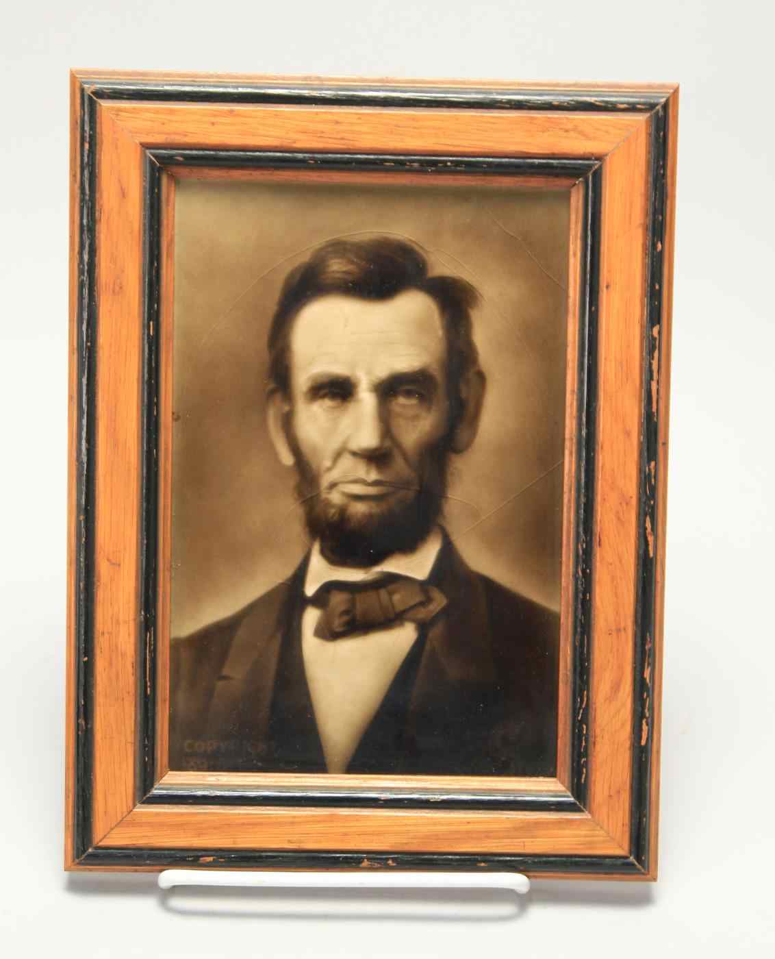 Appraisal: FRAMED COMMEMORATIVE TILE PLAQUE OF ABRAHAM LINCOLNAmerican Circa Inscribed on