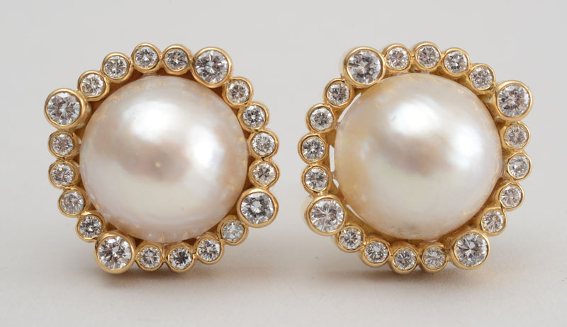 Appraisal: VINTAGE K YELLOW GOLD MABE PEARL AND DIAMOND EARCLIPS Stamped