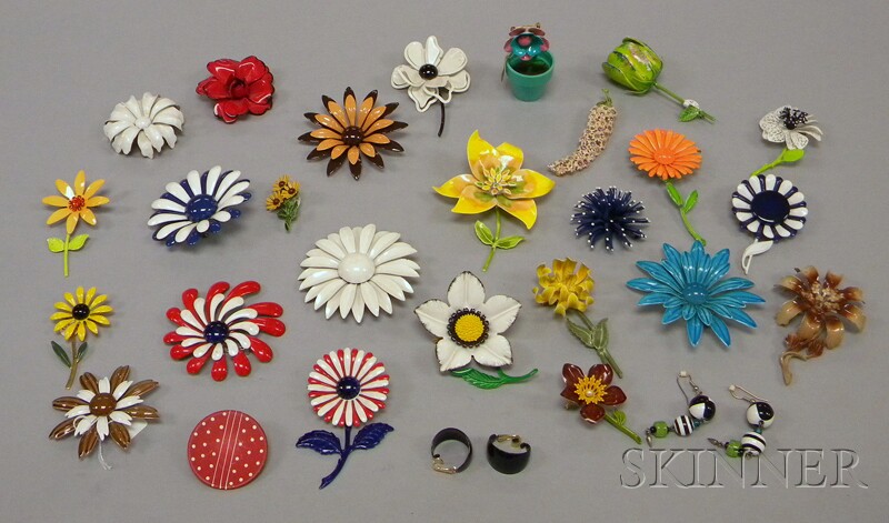 Appraisal: Group of Retro Flower Brooches c s