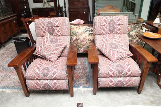 Appraisal: PAIR OF ETHAN ALLEN ARMCHAIRS Morris style chairs in rock